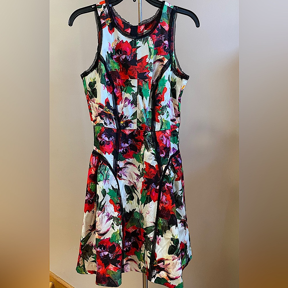 Milky Floral Dress Size 6
